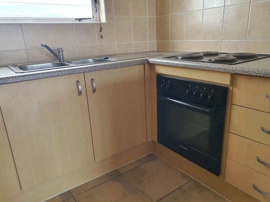 To Let 2 Bedroom Property for Rent in Rome Western Cape